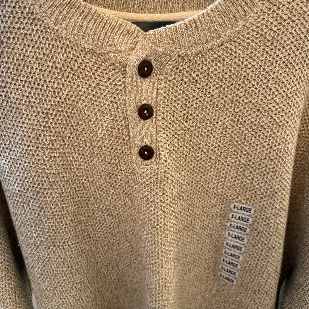 Oscar de larenta Men's Beige Sweater with Button Detail